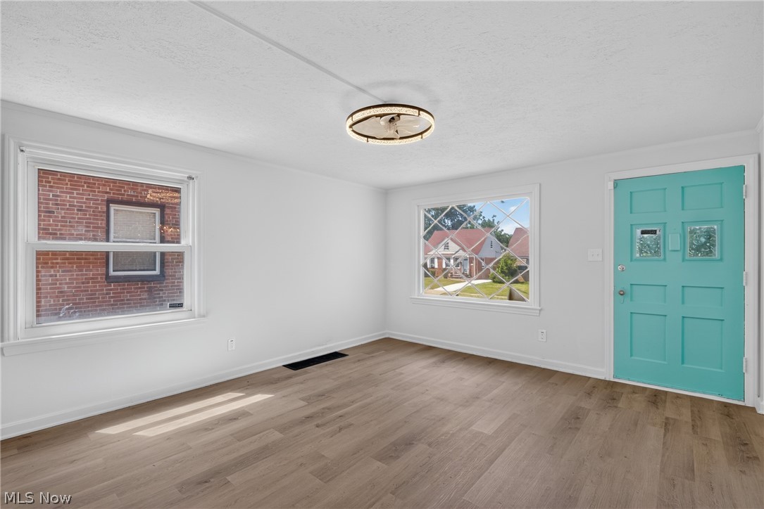 18412 Waterbury Avenue Maple Heights OH 44137