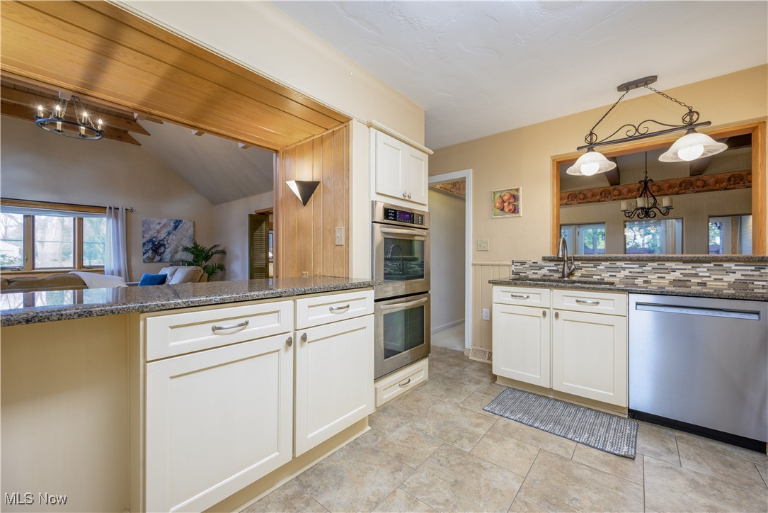 1511 W Exchange Street Akron OH 44313