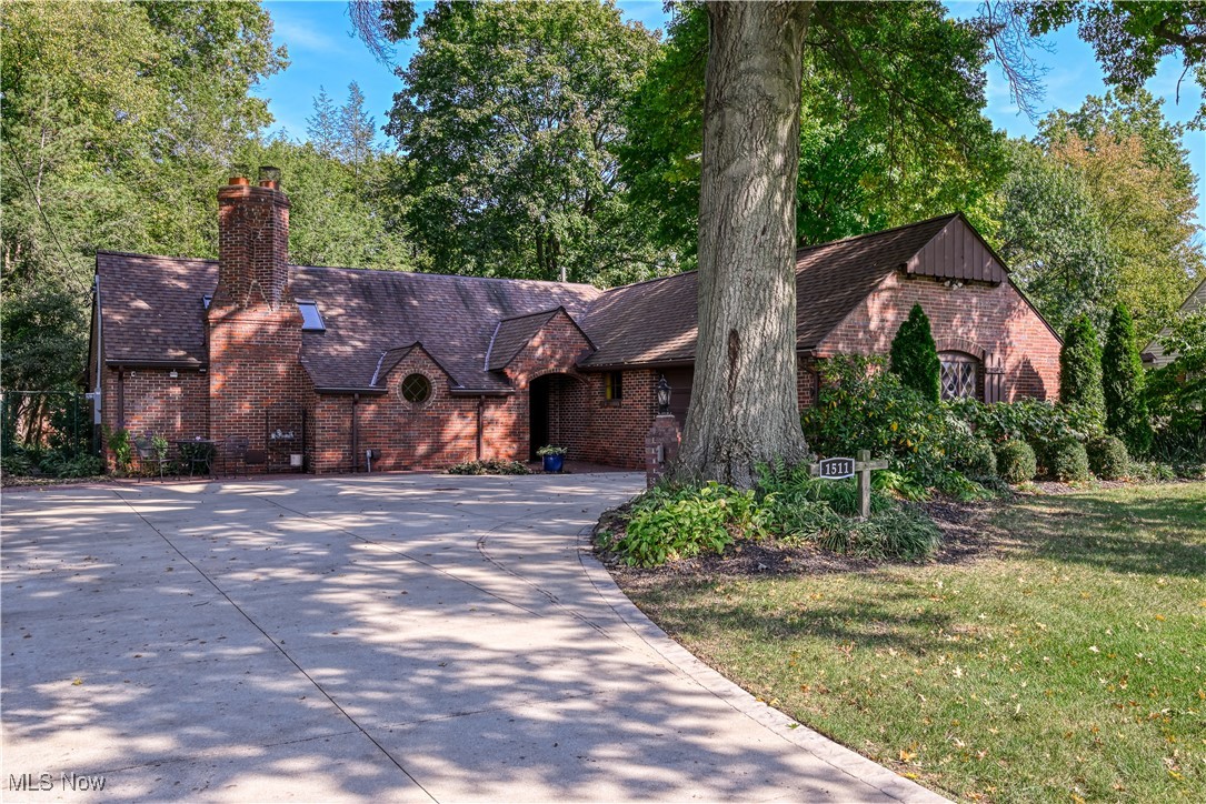 1511 W Exchange Street Akron OH 44313