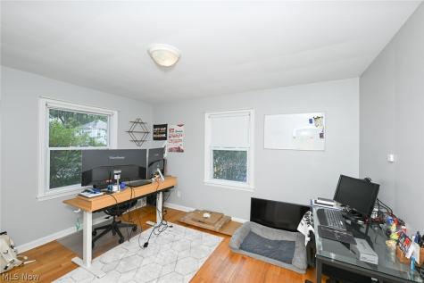 5295 Case Avenue Lyndhurst OH 44124