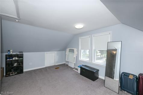5295 Case Avenue Lyndhurst OH 44124