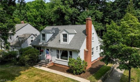 5295 Case Avenue Lyndhurst OH 44124