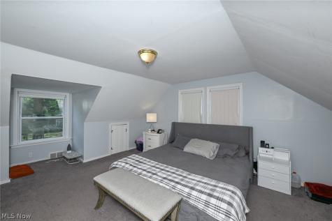 5295 Case Avenue Lyndhurst OH 44124