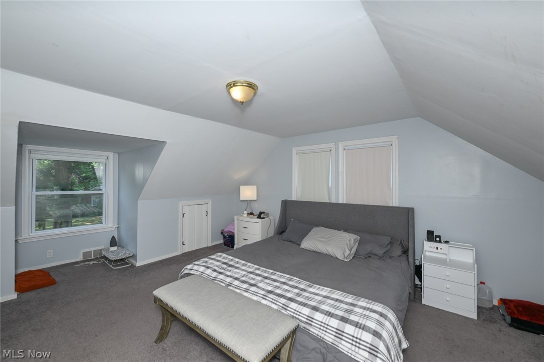5295 Case Avenue Lyndhurst OH 44124