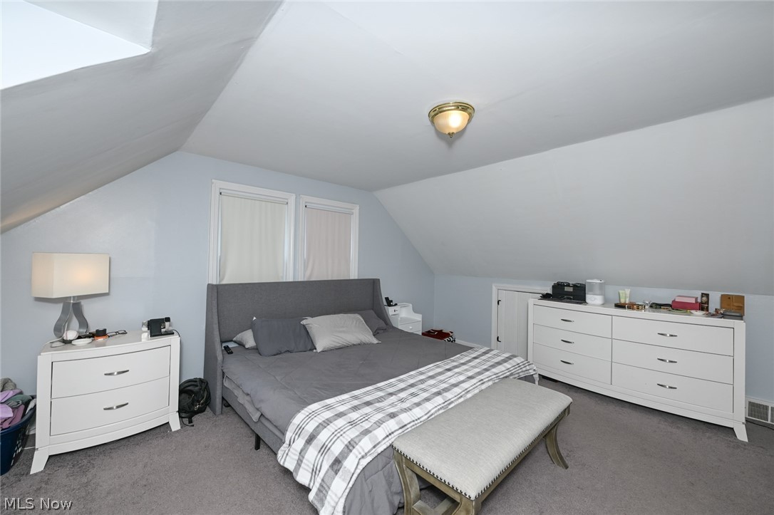 5295 Case Avenue Lyndhurst OH 44124