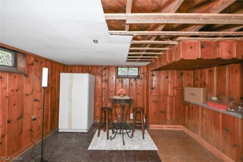 5295 Case Avenue Lyndhurst OH 44124