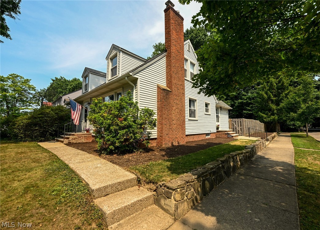 5295 Case Avenue Lyndhurst OH 44124
