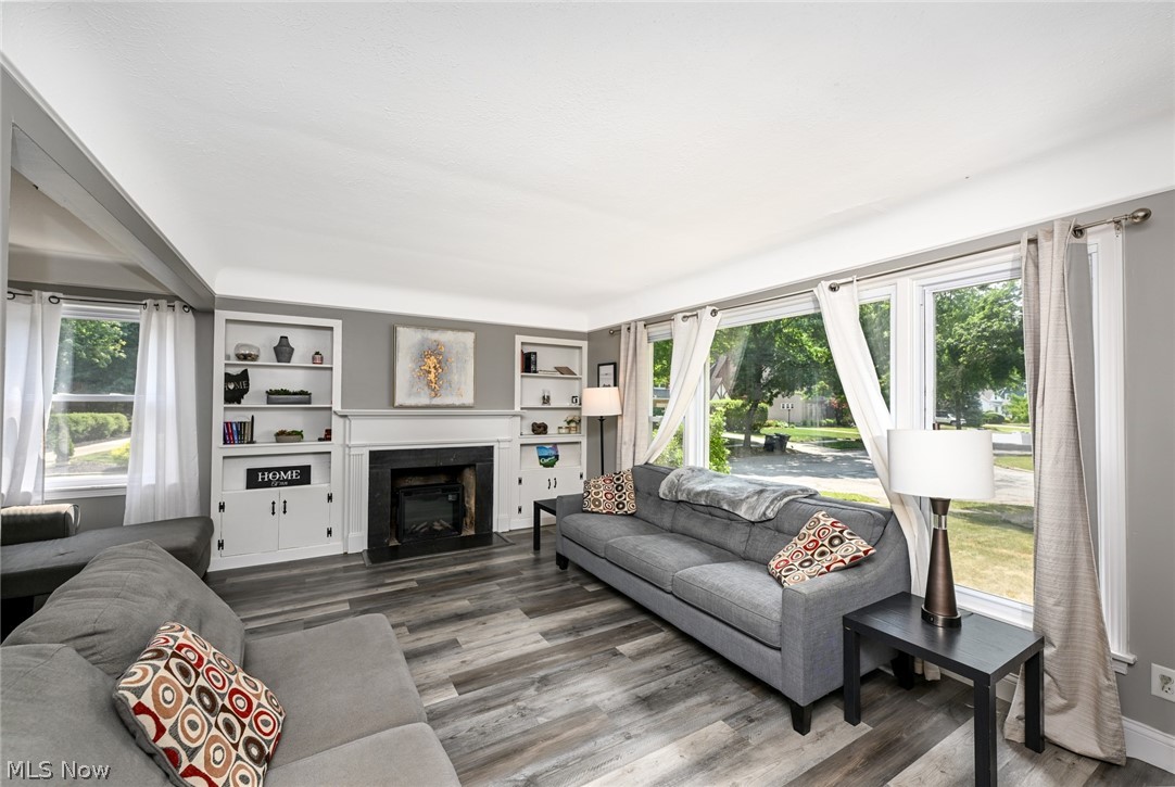 5295 Case Avenue Lyndhurst OH 44124