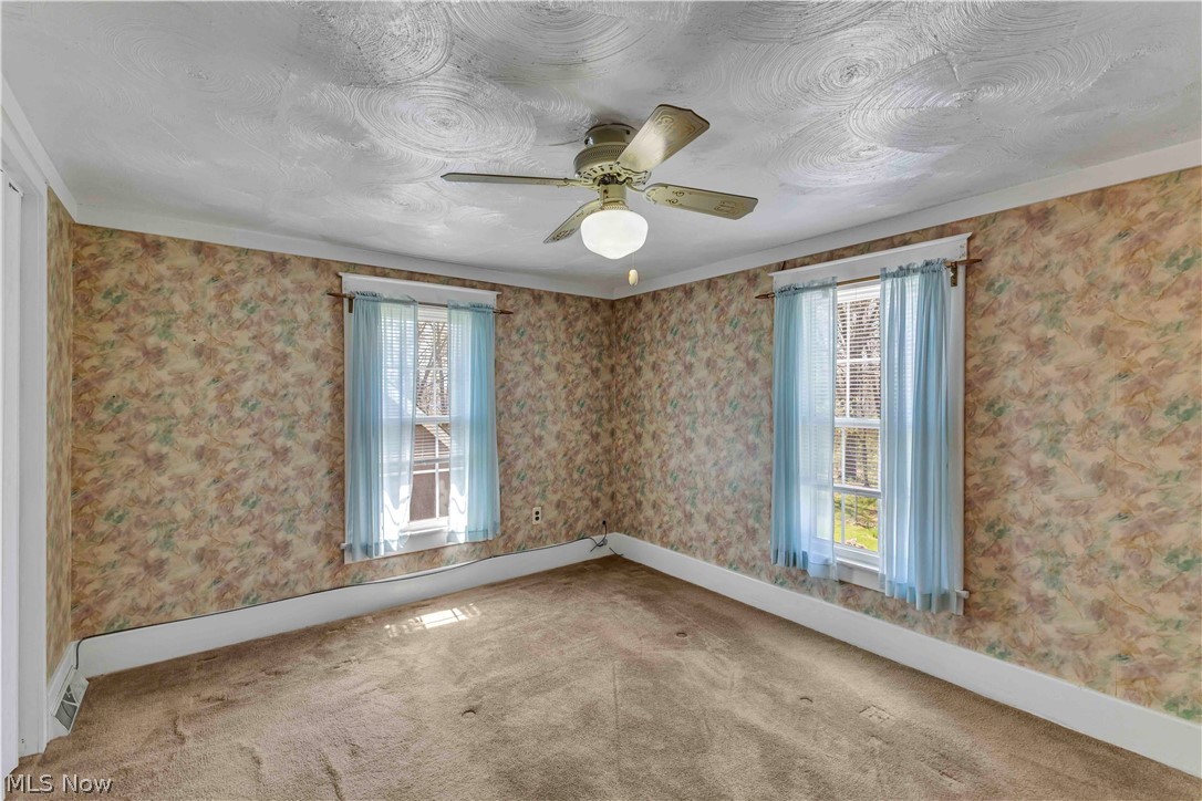 2140 Gardenland Avenue Niles OH 44446