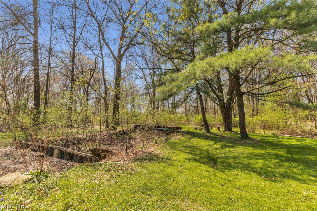 2140 Gardenland Avenue Niles OH 44446