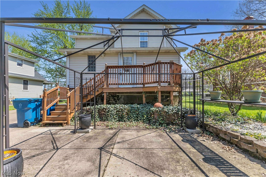 2140 Gardenland Avenue Niles OH 44446