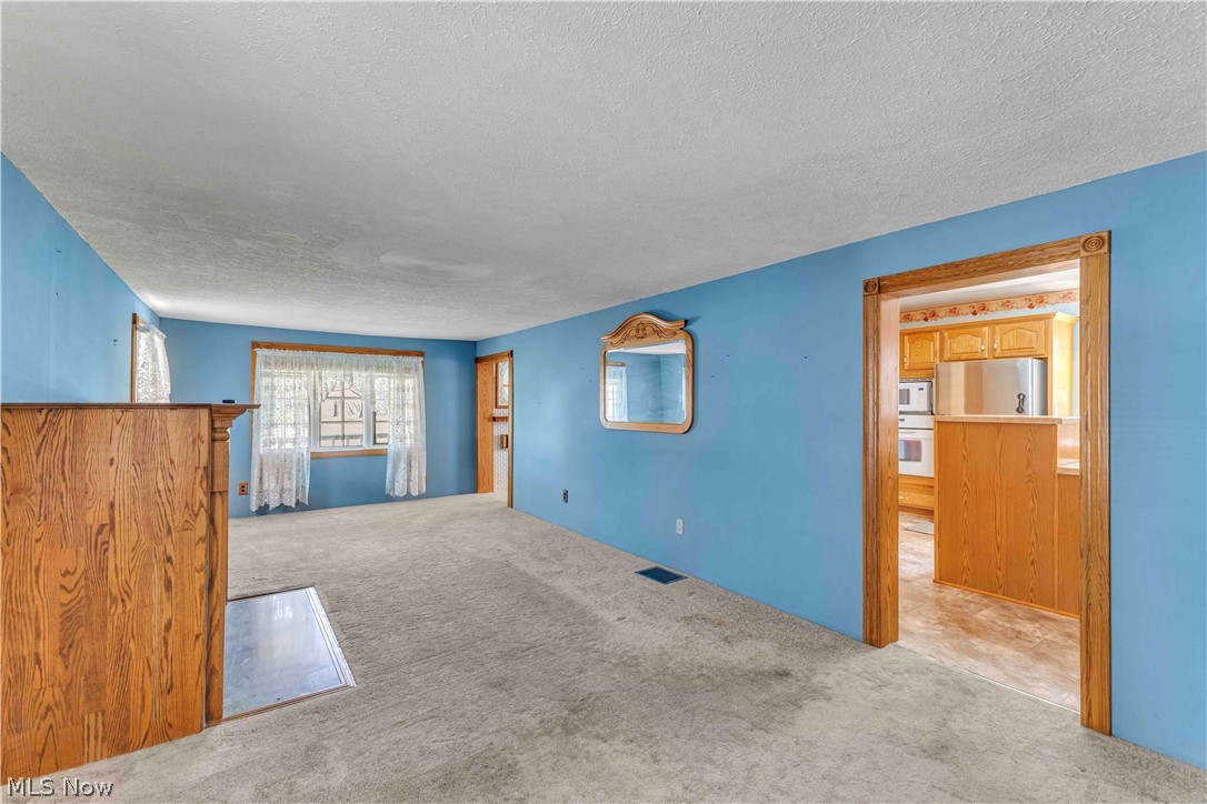 2140 Gardenland Avenue Niles OH 44446