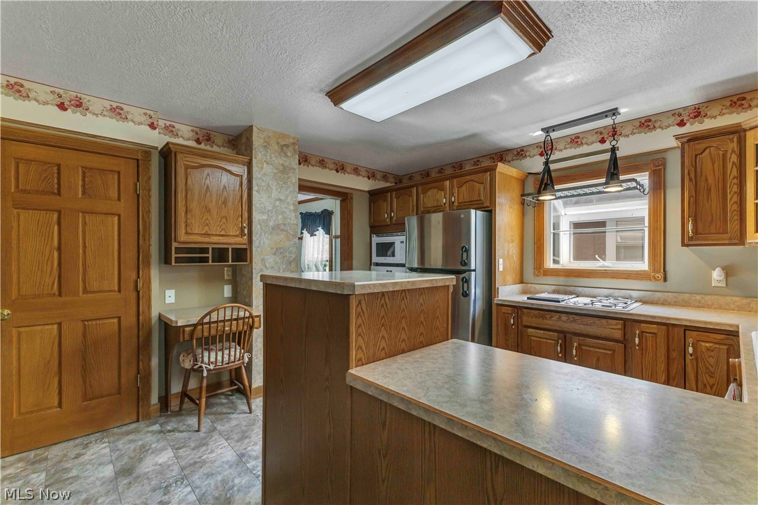 2140 Gardenland Avenue Niles OH 44446