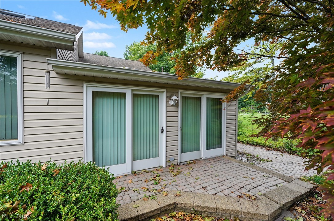 101 Golf Drive Cortland OH 44410