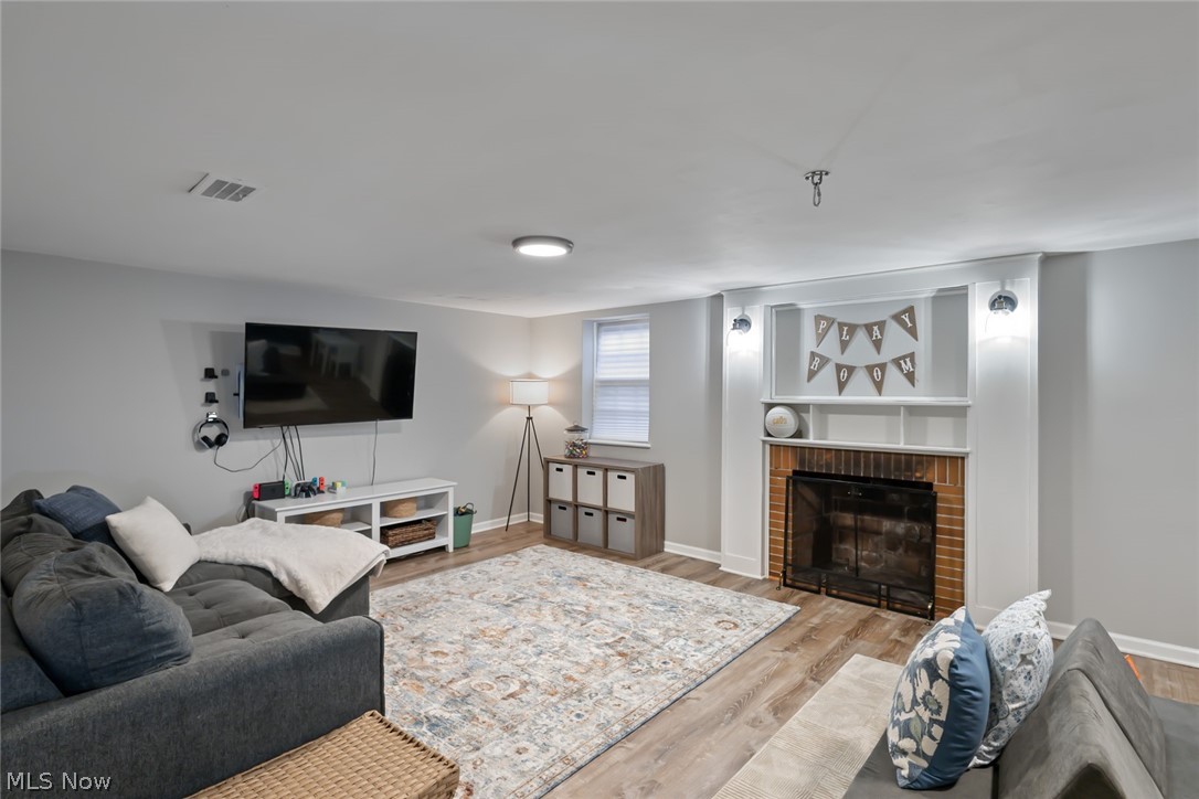 3555 Sutherland Road Shaker Heights OH 44122