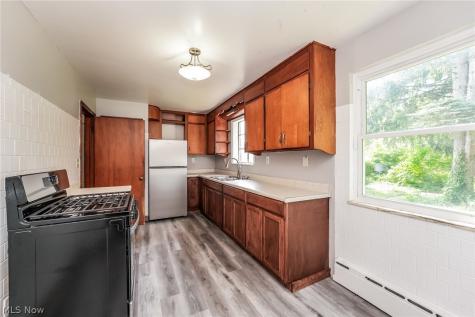 1709 W 22nd Street Lorain OH 44052