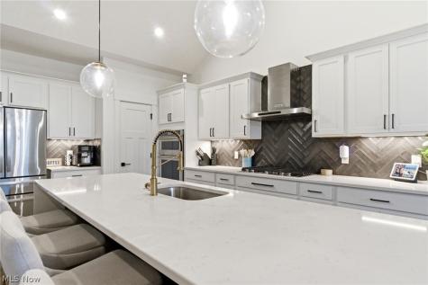 11201 Creek View Way Columbia Station OH 44028