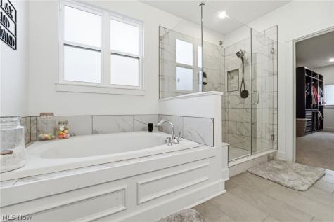 11201 Creek View Way Columbia Station OH 44028