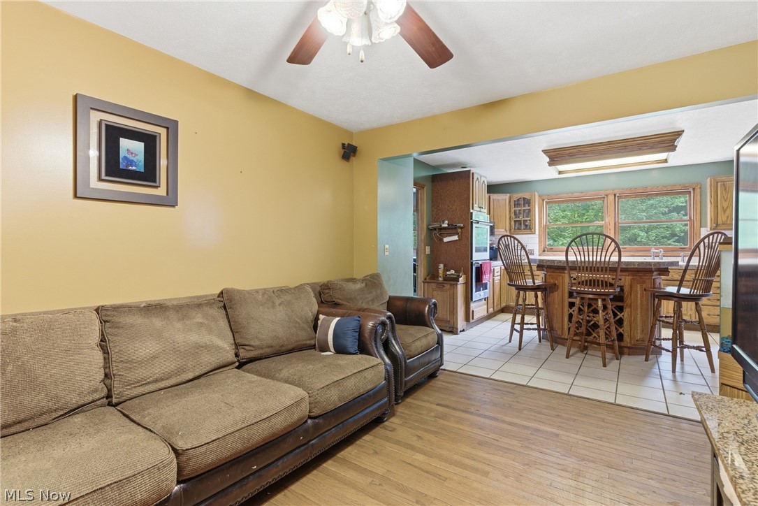 5738 Dewey Road Madison OH 44057