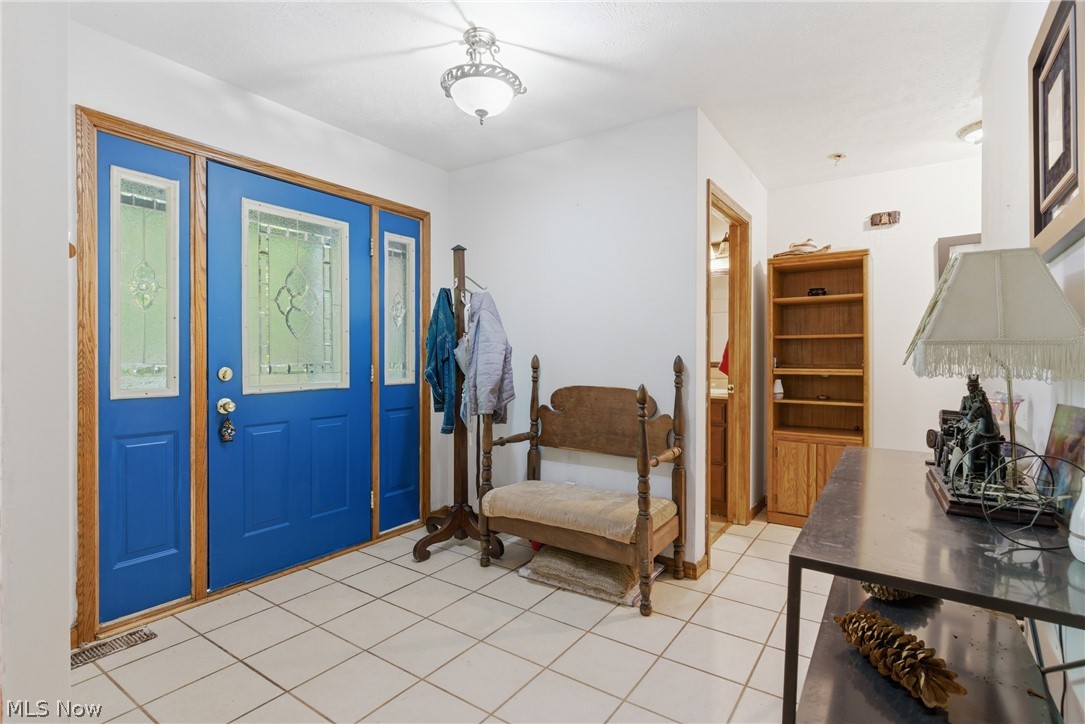 5738 Dewey Road Madison OH 44057