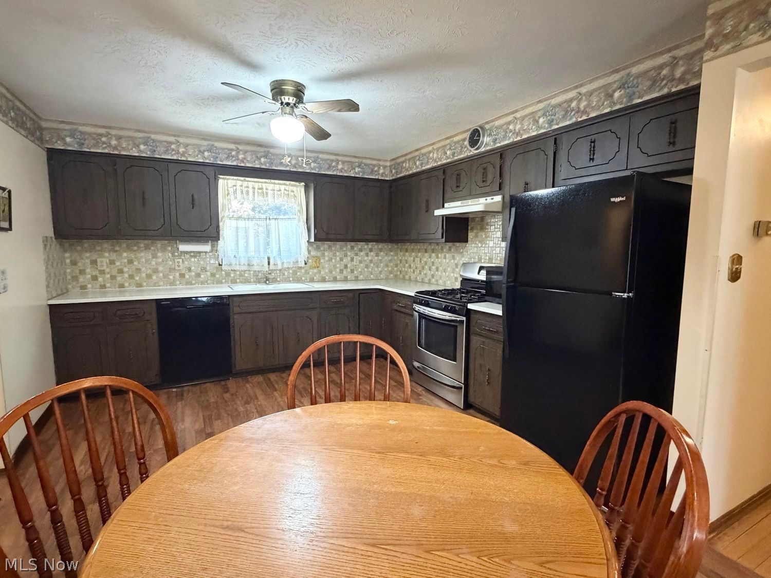 5720 Chatham Drive Seven Hills OH 44131