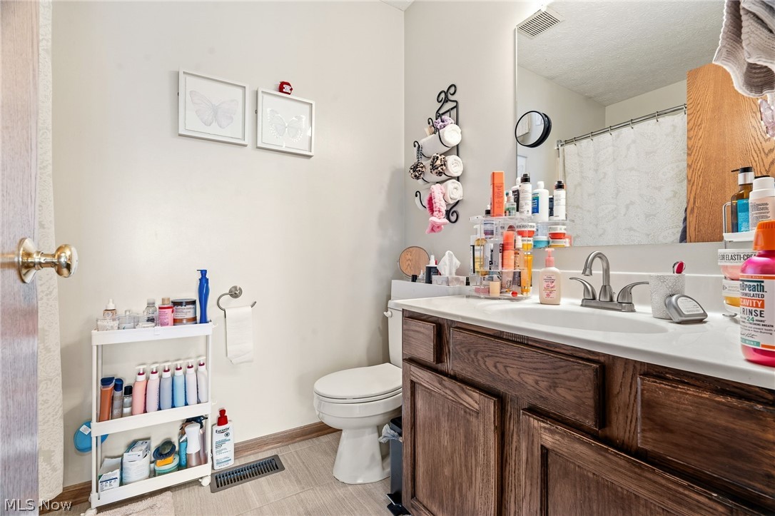 105 Rodeo Circle Louisville OH 44641