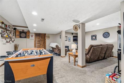 105 Rodeo Circle Louisville OH 44641