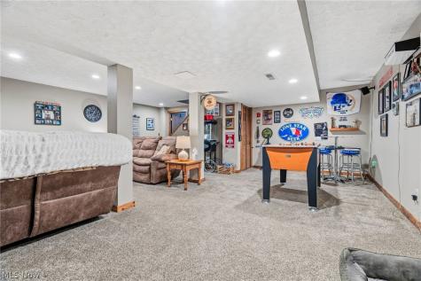 105 Rodeo Circle Louisville OH 44641