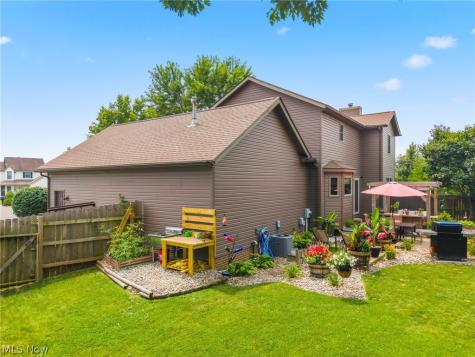 105 Rodeo Circle Louisville OH 44641