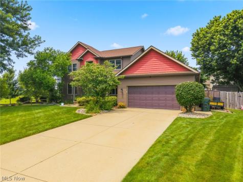 105 Rodeo Circle Louisville OH 44641