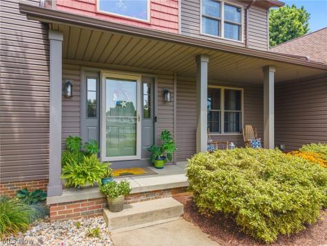 105 Rodeo Circle Louisville OH 44641