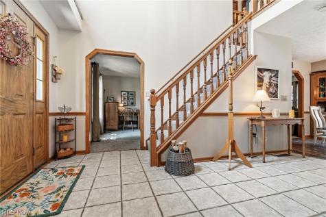 105 Rodeo Circle Louisville OH 44641