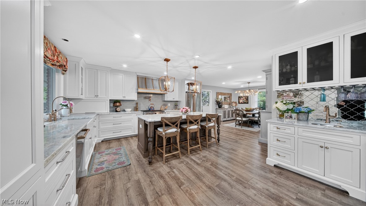 25 Hopewell Trail Chagrin Falls OH 44022