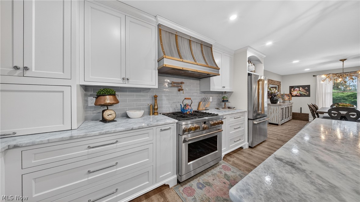 25 Hopewell Trail Chagrin Falls OH 44022