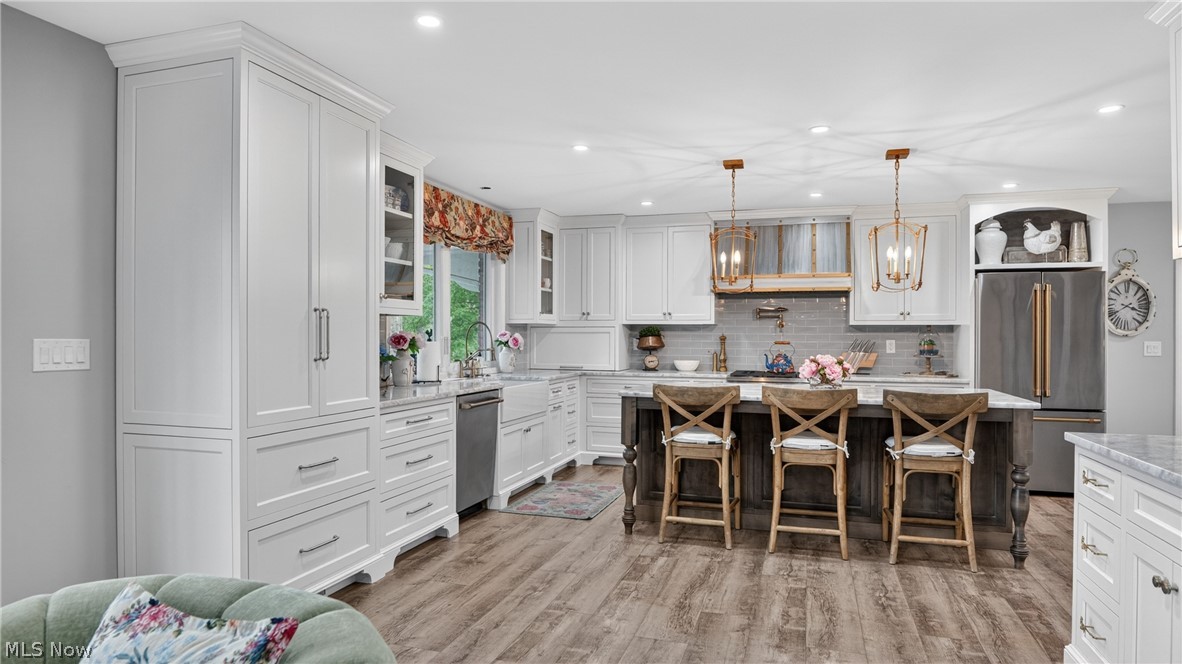 25 Hopewell Trail Chagrin Falls OH 44022
