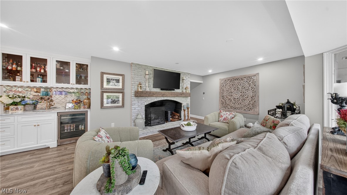 25 Hopewell Trail Chagrin Falls OH 44022