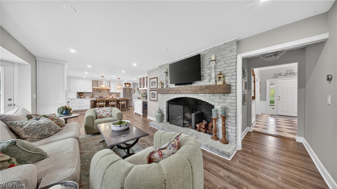 25 Hopewell Trail Chagrin Falls OH 44022
