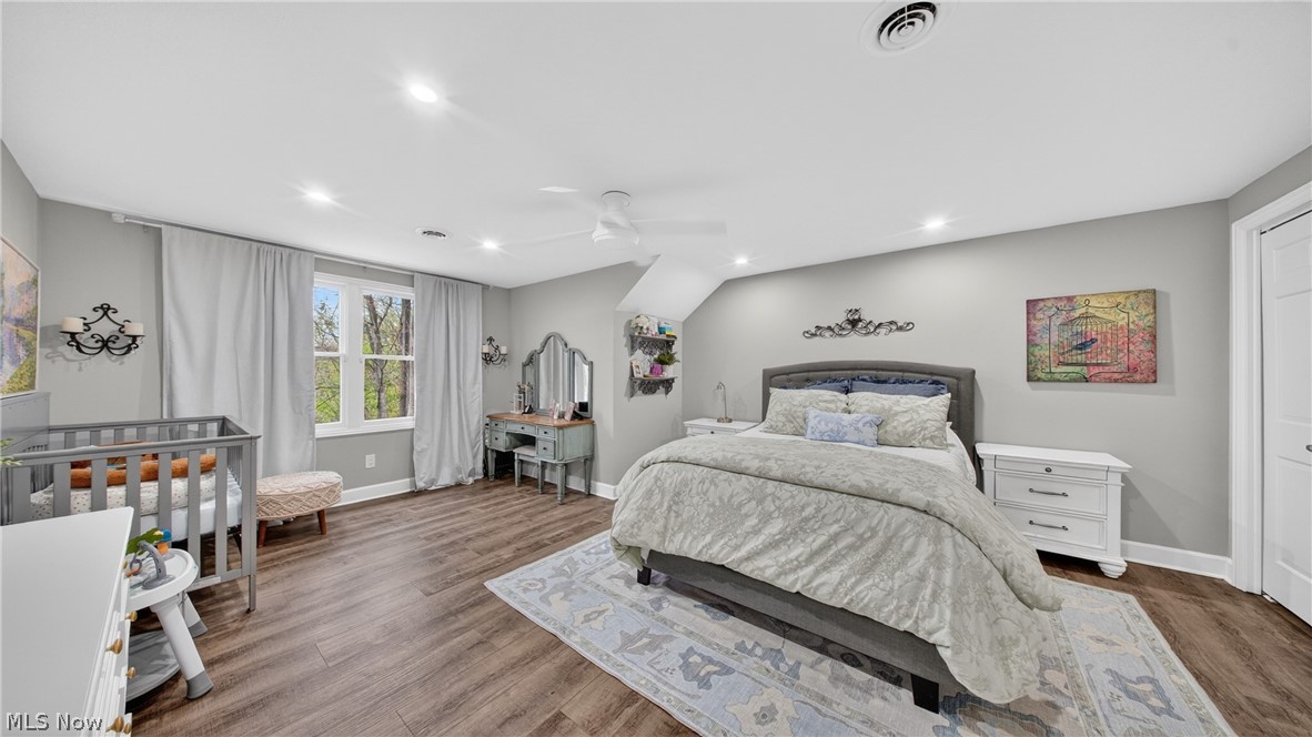 25 Hopewell Trail Chagrin Falls OH 44022