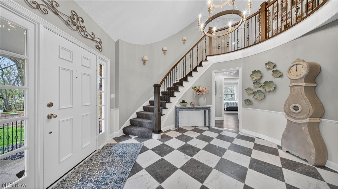 25 Hopewell Trail Chagrin Falls OH 44022