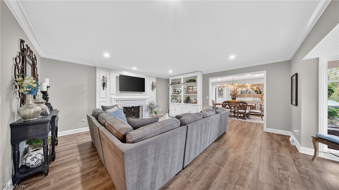 25 Hopewell Trail Chagrin Falls OH 44022