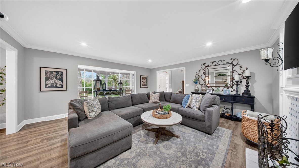 25 Hopewell Trail Chagrin Falls OH 44022