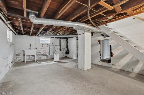 1010 Sawyer Avenue Akron OH 44310