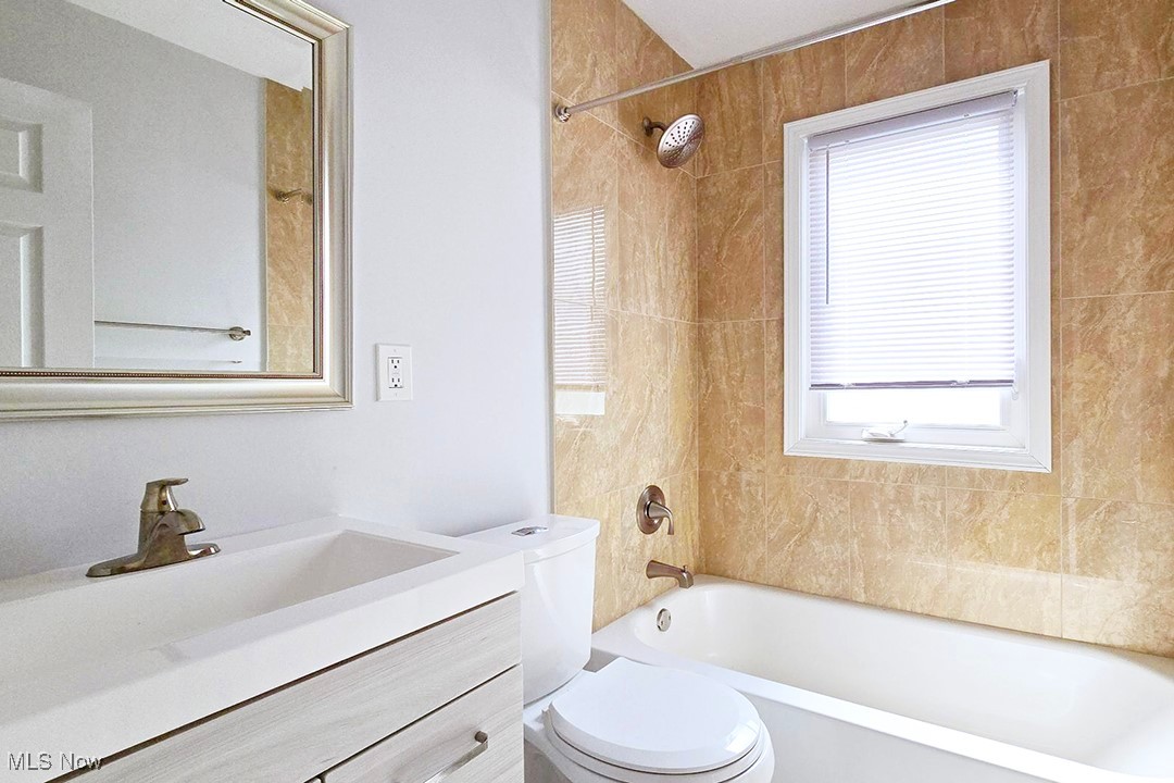 1213 Eastwood Avenue Mayfield Heights OH 44124