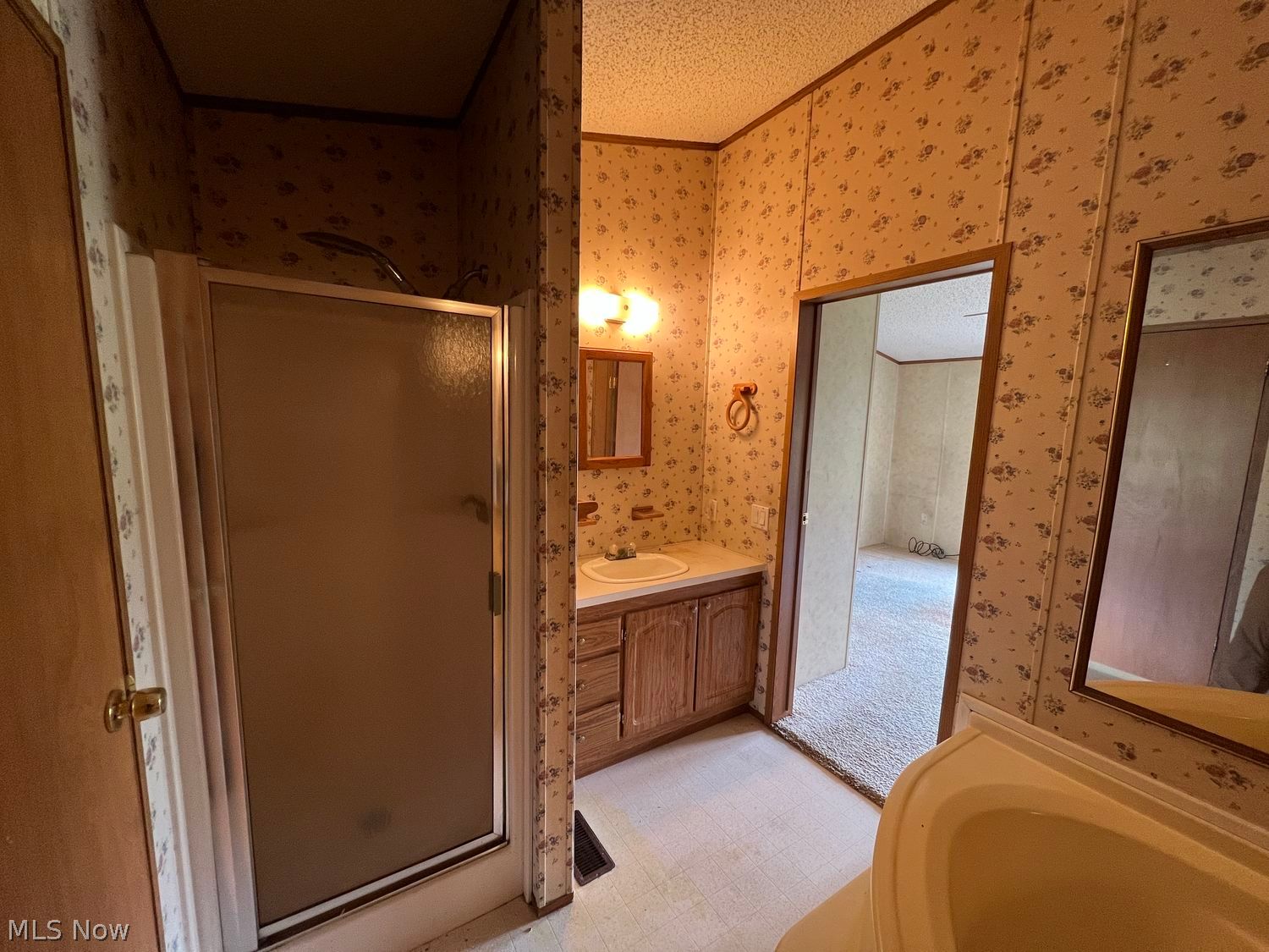 15180 W Akron Canfield Road Berlin Center OH 44401