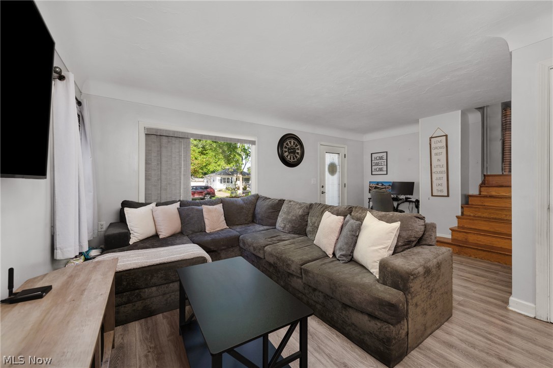 991 Reeve Road Elyria OH 44035