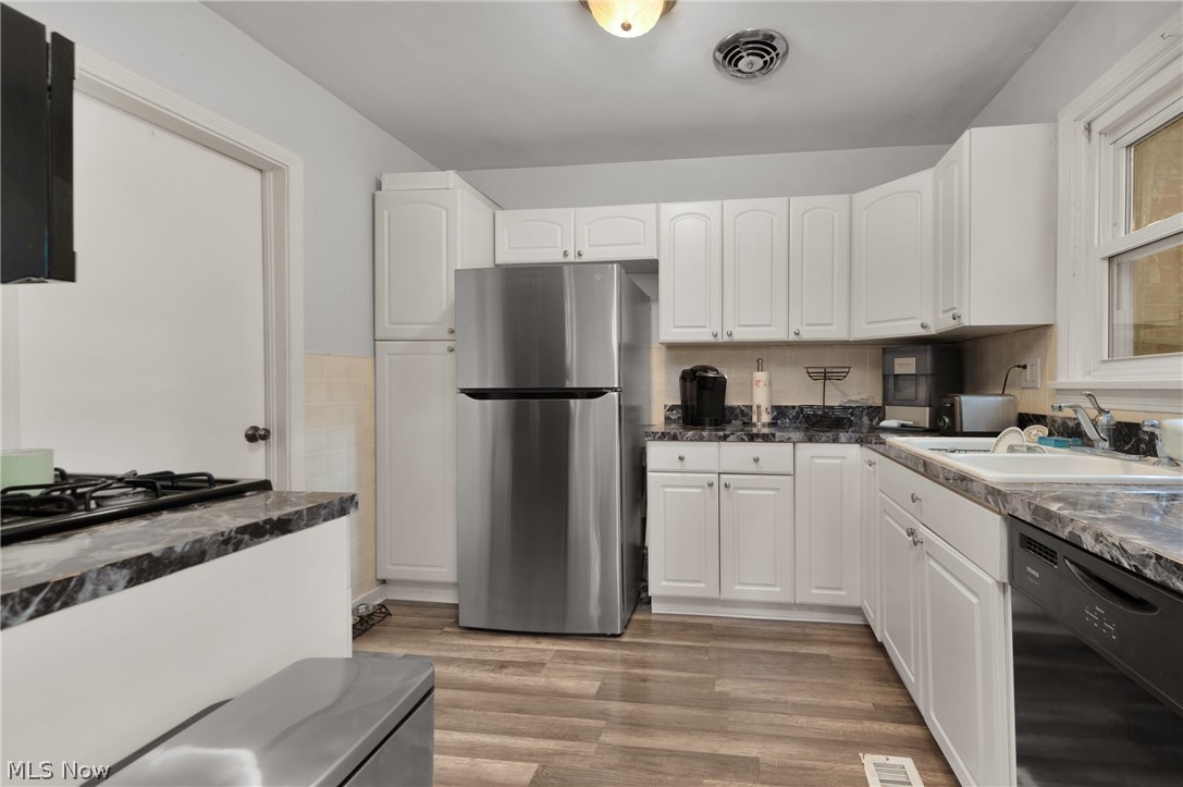 991 Reeve Road Elyria OH 44035