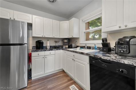 991 Reeve Road Elyria OH 44035