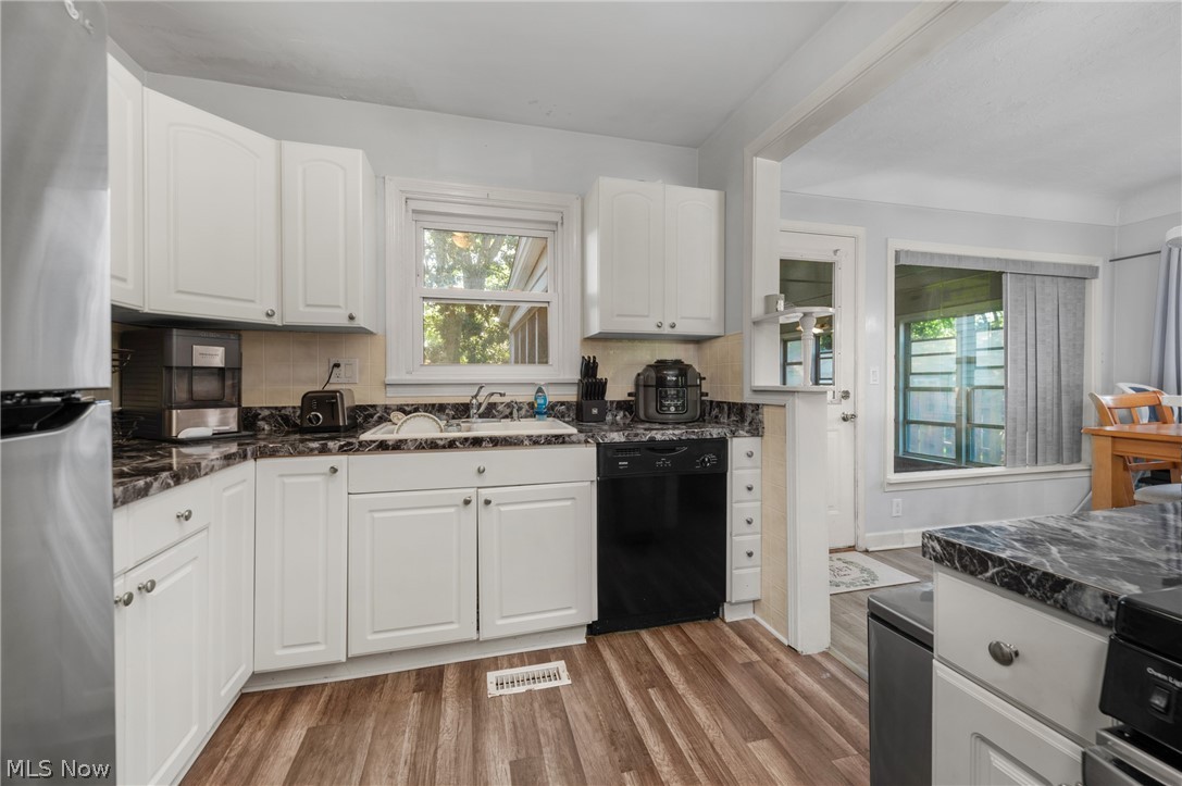 991 Reeve Road Elyria OH 44035