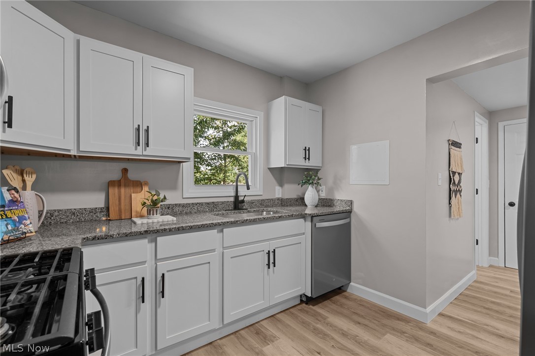 33 Brighton Drive Akron OH 44301