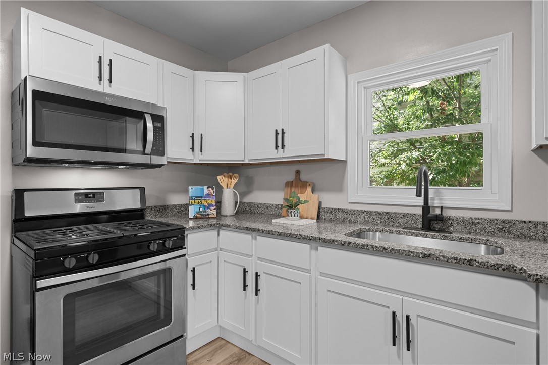 33 Brighton Drive Akron OH 44301